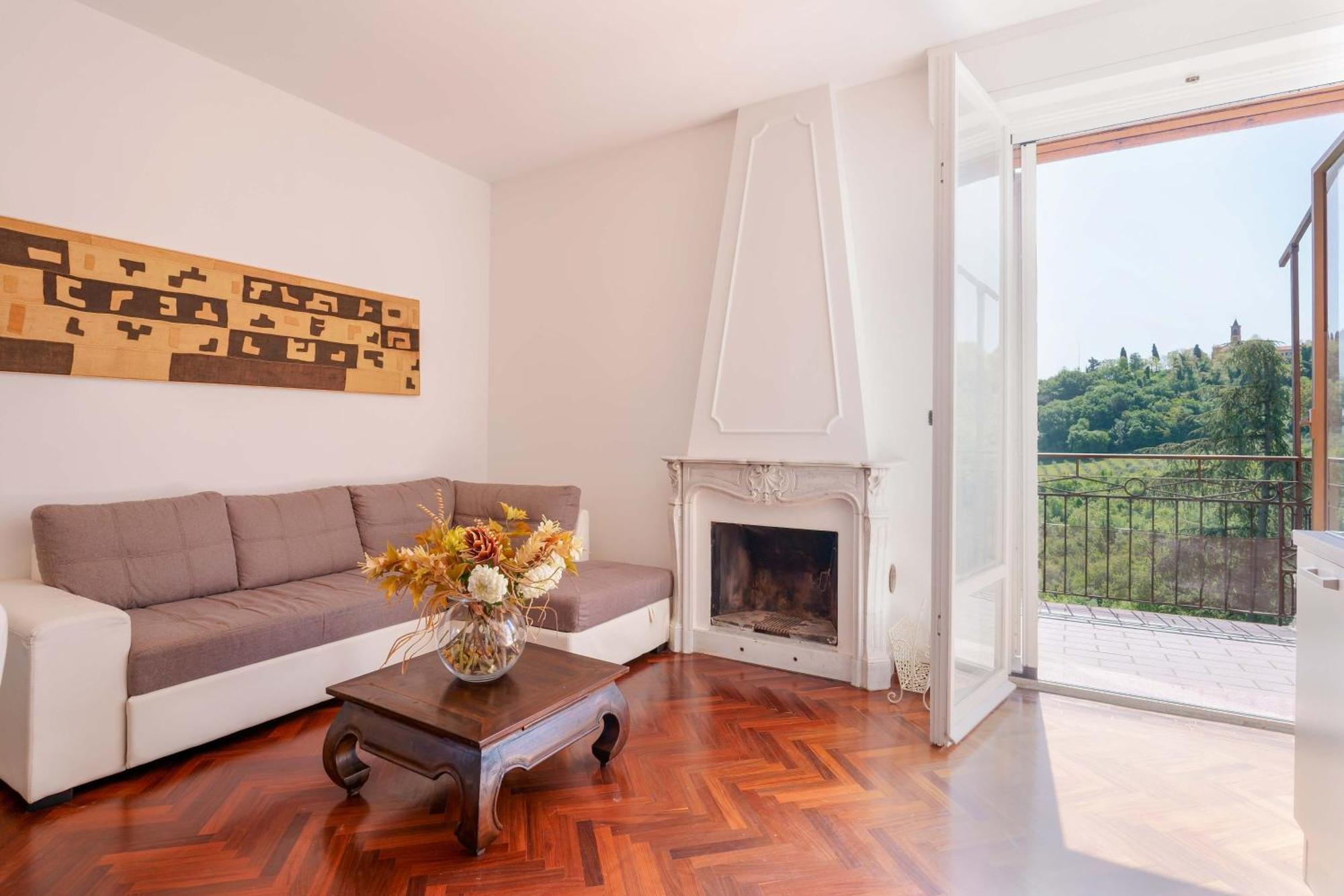 Ca' Bianca Apartments Farneto エクステリア 写真